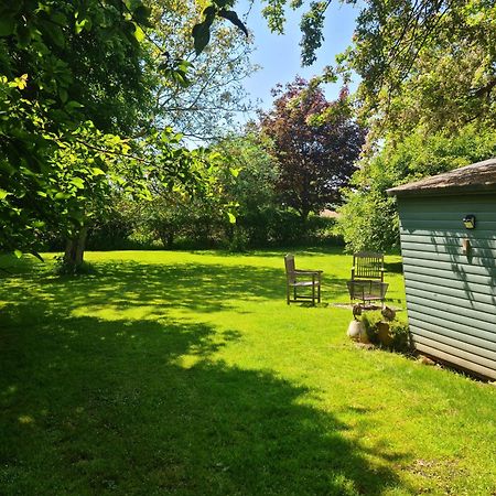 The Potting Shed Manuden Exterior foto